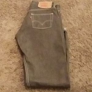 Men's Levi Jeans